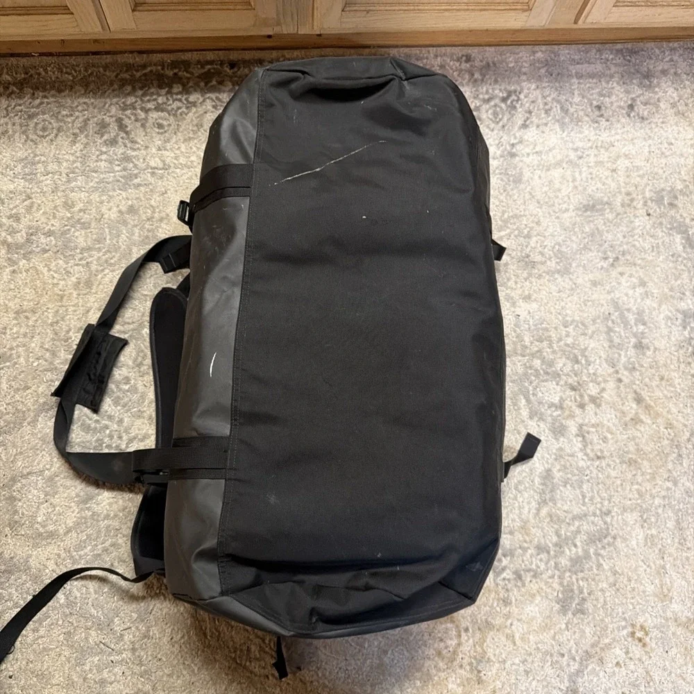 The North Face Mens - Base Camp Duffel LARGE bag backpack - Black